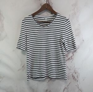 Chicos T Shirt Women 0 Small Black White Ultimate Tee Stripped Short Sleeve V